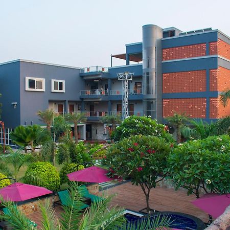 Krishna Riverside Resort Vasad ภายนอก รูปภาพ