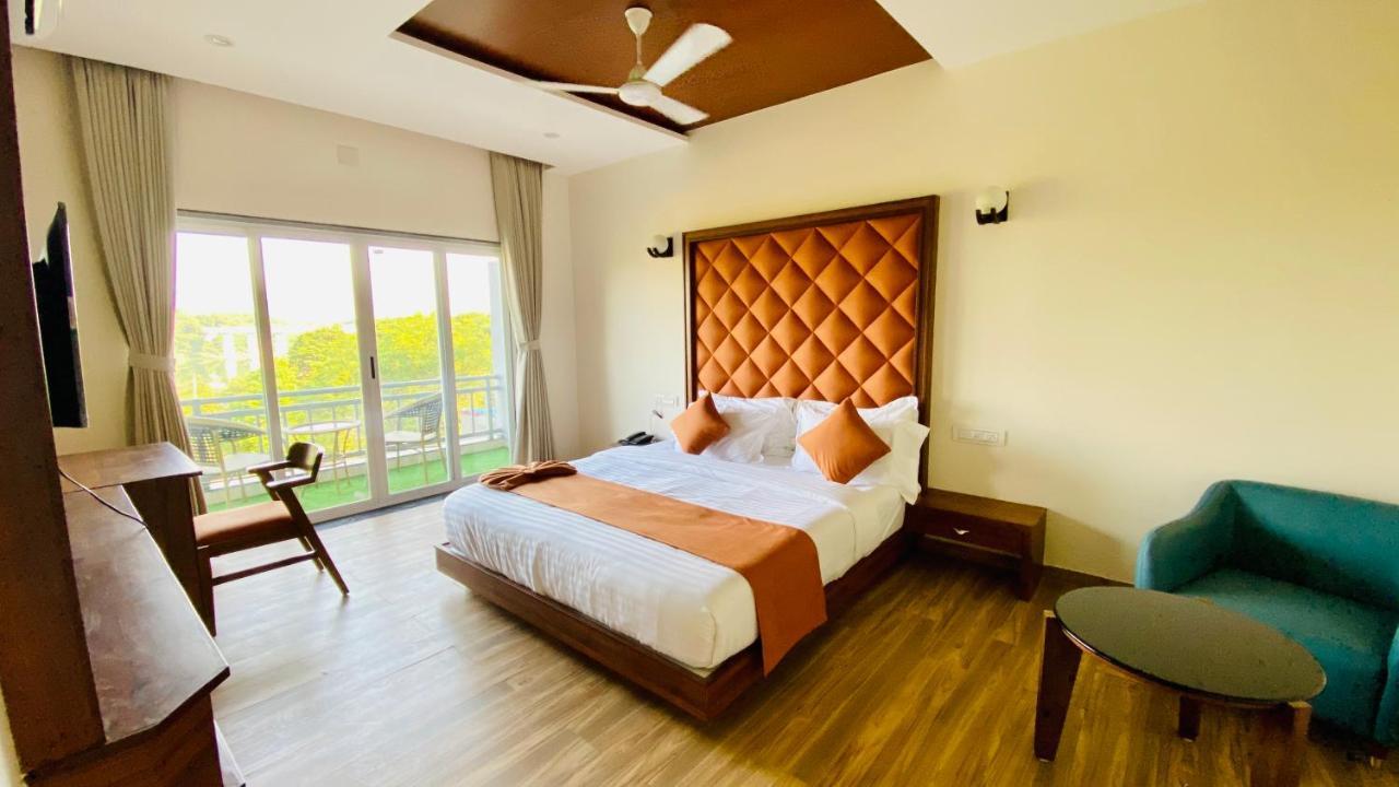 Krishna Riverside Resort Vasad ภายนอก รูปภาพ