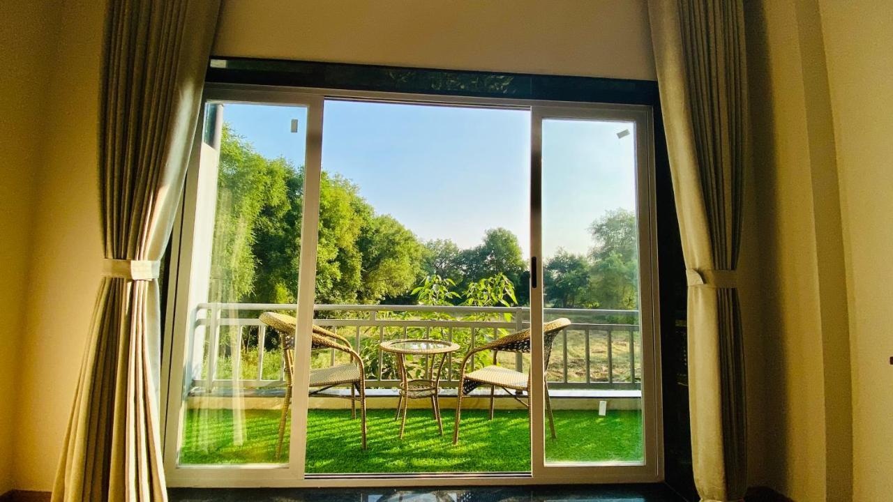 Krishna Riverside Resort Vasad ภายนอก รูปภาพ