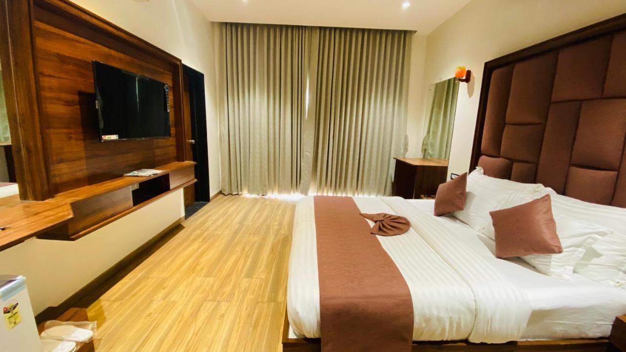 Krishna Riverside Resort Vasad ภายนอก รูปภาพ