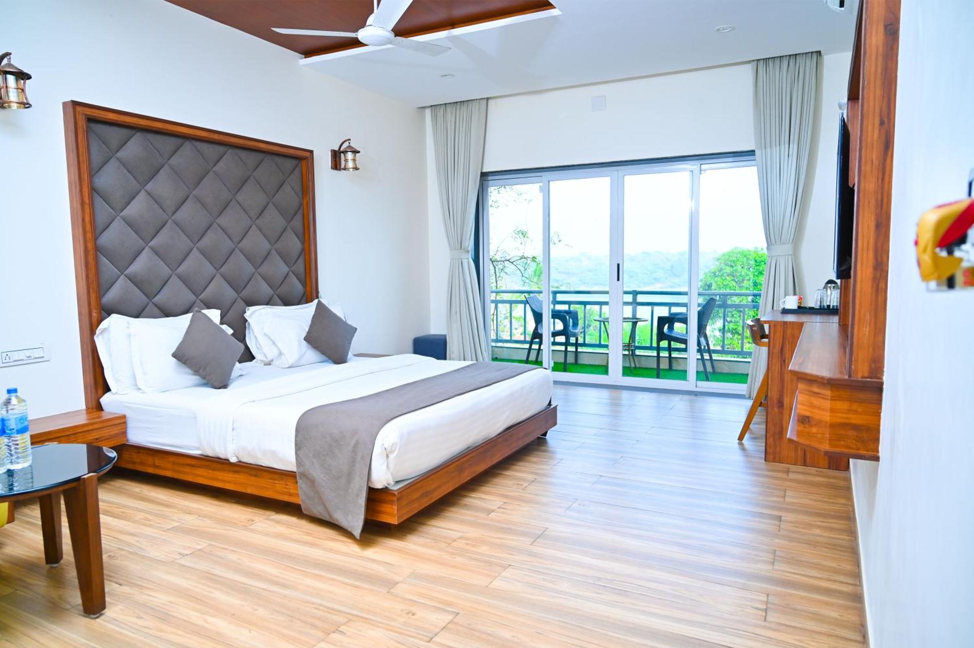 Krishna Riverside Resort Vasad ภายนอก รูปภาพ