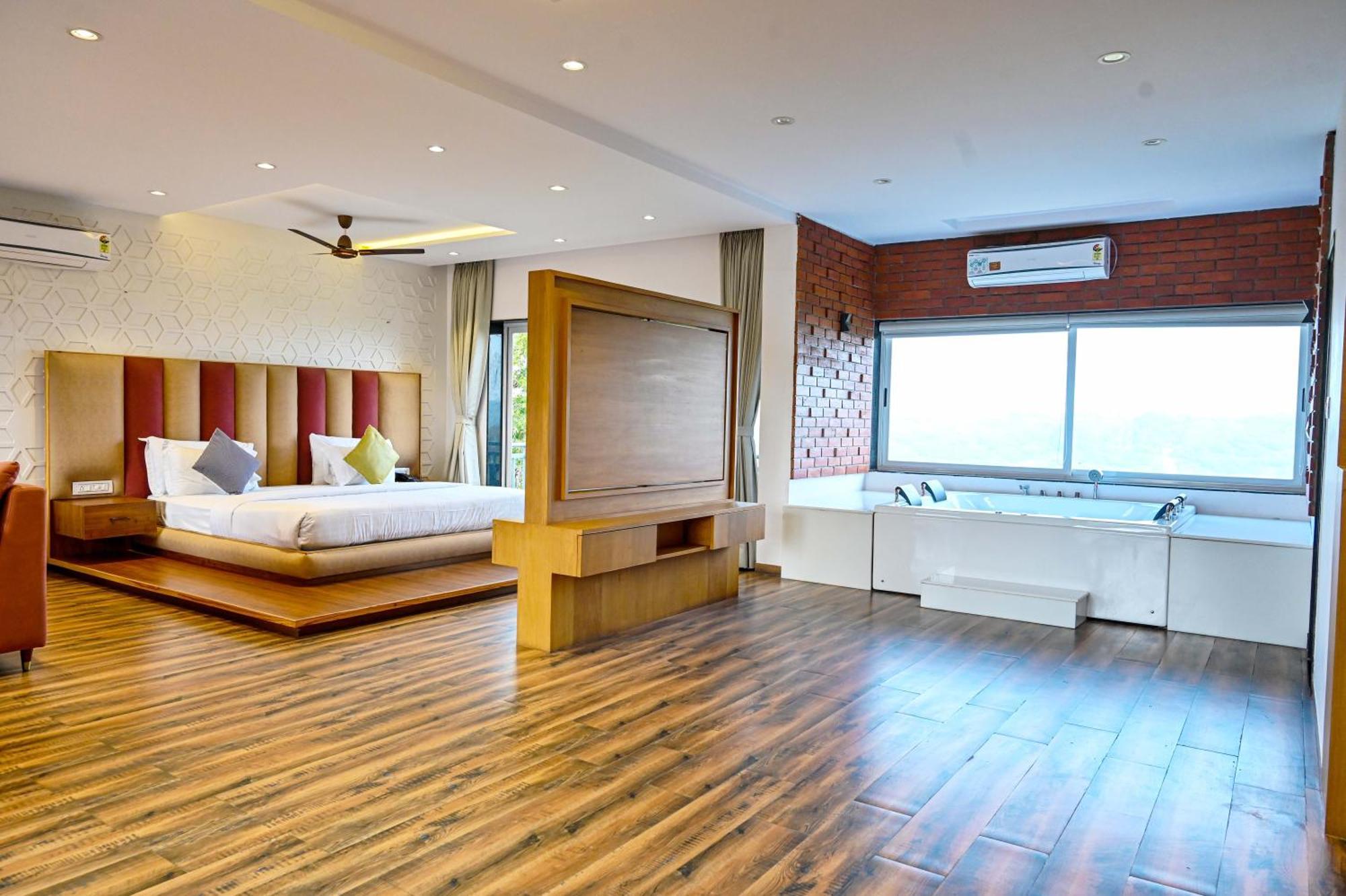 Krishna Riverside Resort Vasad ภายนอก รูปภาพ