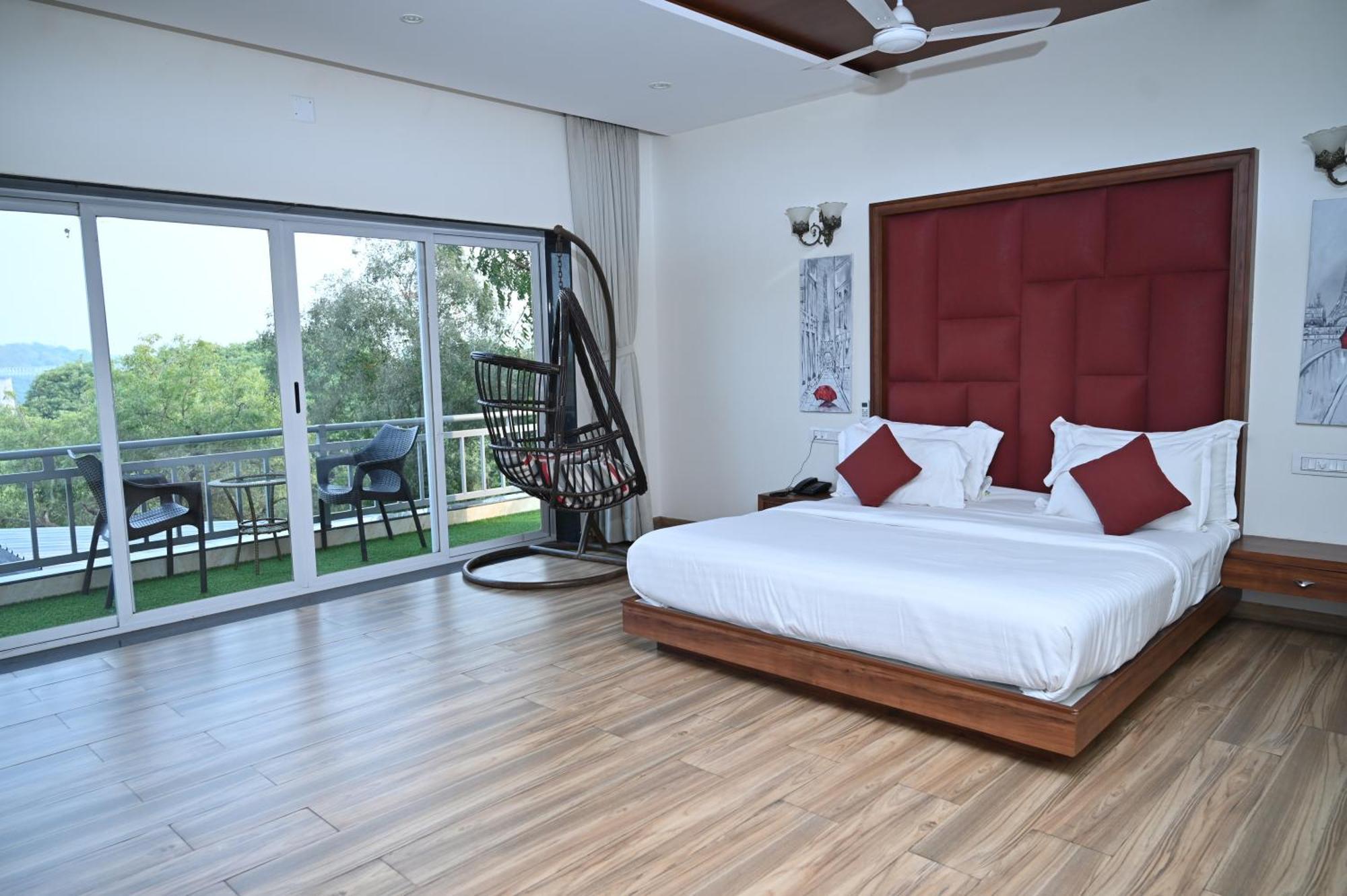 Krishna Riverside Resort Vasad ภายนอก รูปภาพ